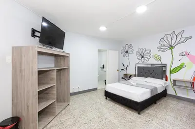 Gallery image of Hotel Guayacanes 70 in Medellín