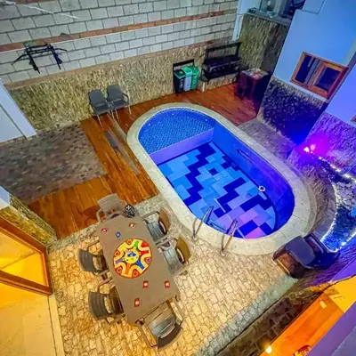 Económica casa con piscina privada en Medellín MLB by Lets Go