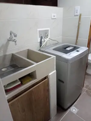 a kitchen with a sink and a sinkiterator sidx sidx sidx sidx at Apartamento acogedor en Medellín in Medellín