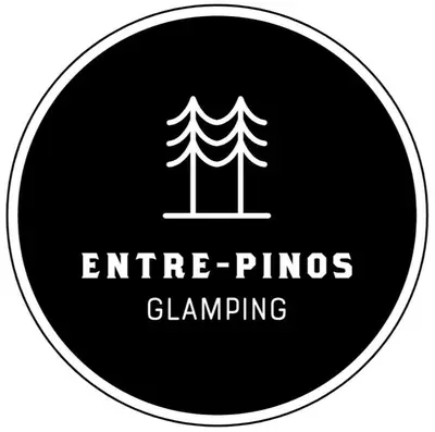 a black and white sign with two pine trees at Entre-pinos Glamping WiFi Vista 360º in Guarne