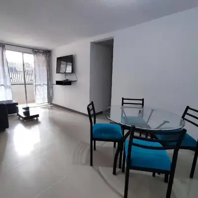 Apartamento con piscina