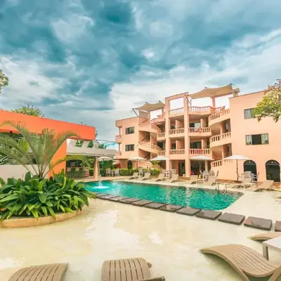 Del Trópico Hotel By GyC Hotels