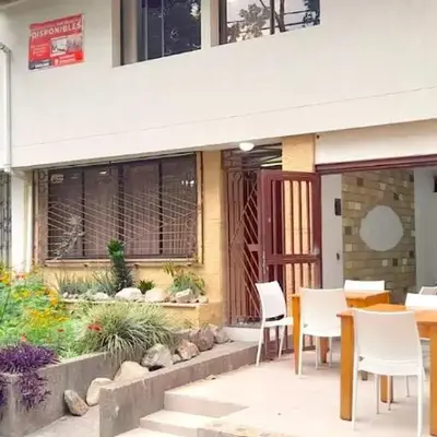 Hostal Saveva Para Grupos Familias Estudiantes y Deportistas