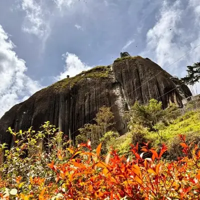HOSPEDAJE VILLA SAMARA --- cerca de la piedra -- GUATAPÉ