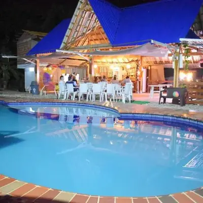 Shaddai restaurante y hospedaje