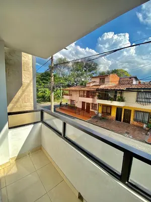 a balcony with a view of a street at Hermoso apartamento cerca al Poblado in Medellín