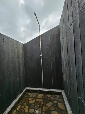 a corner of a wall with a street light at Cabaña Los Colibríes in San Rafael