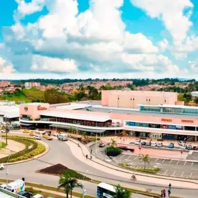 Amazing one bedroom apartment near the Airport !