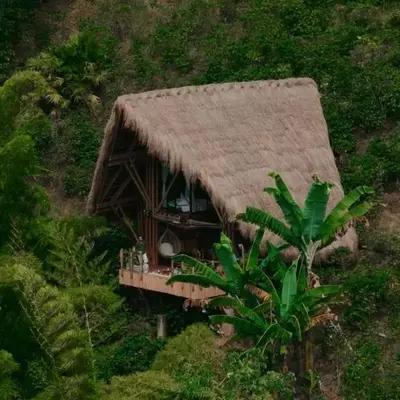 ATTRAVERSIAMO BAMBOO HOUSE