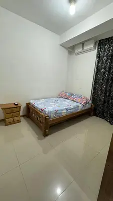 a small bedroom with a bed in a room at Apartamento el Paraíso T3-302 in San Jerónimo