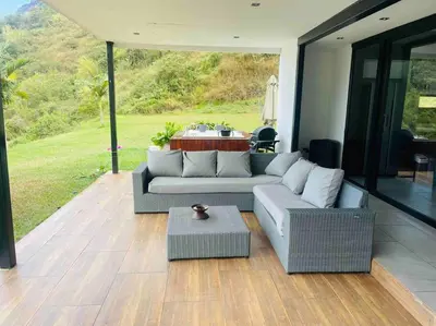 Gallery image of Casa Blanca Cabaña de lujo rodeada de naturaleza in Copacabana