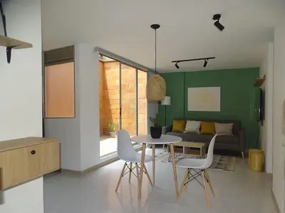 Gallery image of Cozy Apartment in Historic Prado with adjustable desk and 4K Monitor in Medellín