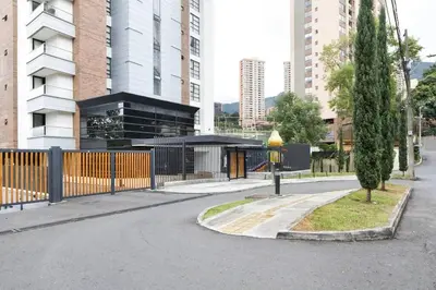 Gallery image of 202 Family Haven in El Poblado: Spacious & charming in Medellín