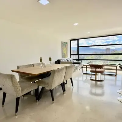 502 El Poblado: Beautiful & ample space for families