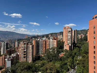 a view of a city with tall buildings at Grandioso apartaestudio muy cerca a Provenza 201 in Medellín