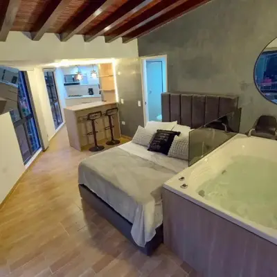 201 Jacuzzi & Comfort