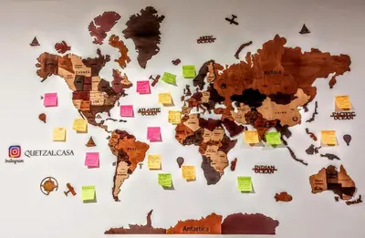 a map of the world on a wall at Apartamento en Jardín Antioquia in Jardin