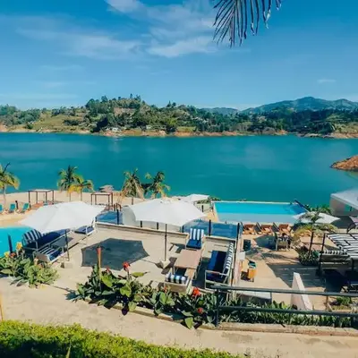 Viajero Guatapé Hostel & Lake Club
