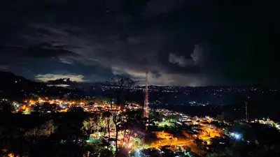 a view of a city at night with lights at Casa Finca Madrid Mazzitelli in Támesis