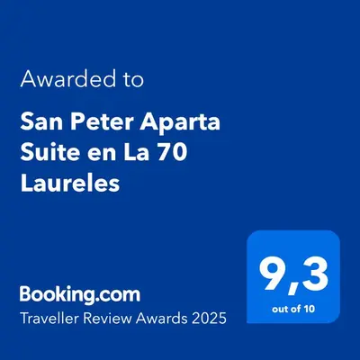a screenshot of a cell phone with the text awarded to san peterapa suite at San Peter Aparta Suite en La 70 Laureles in Medellín