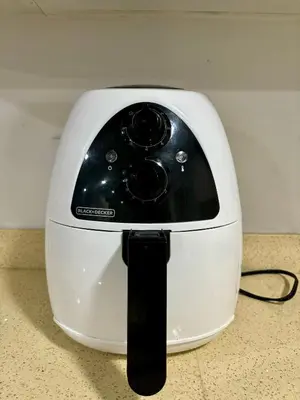 a white toaster sitting on top of a counter at Casa colonial - Jacuzzi - cerca al parque principal - lundry - Tv in Santa Fe de Antioquia