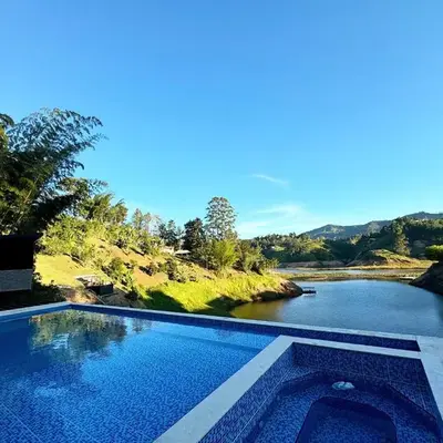Rooca Habitat Guatape