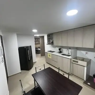 Exclusivo apartamento con piscina y parqueadero 602