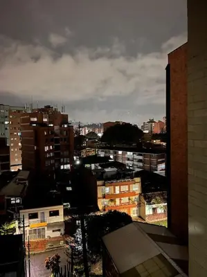 a view of a city with buildings and buildings at Apartamento en Laureles 2BR con rooftop y piscina 702 in Medellín