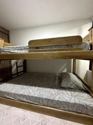 a bedroom with two bunk beds in a room at Hermoso Apartamento Entero in Itagüí