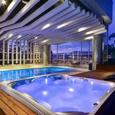 Stunning Luxury Penthouse with SPA and Concierge