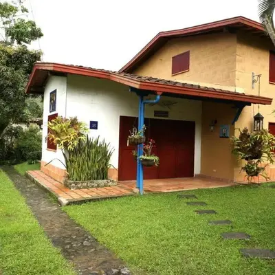 Casa Familiar y Naturaleza en Parcelación Privada