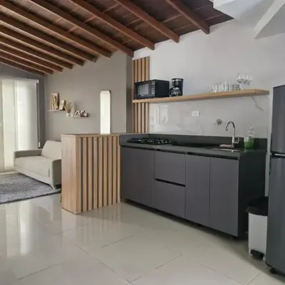 302 Apartamento Completo en Medellín