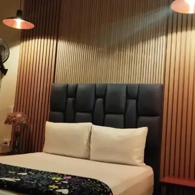 Hotel 50 Suites