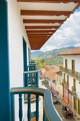 a balcony with a view of a town at Soluna Apartamento Jericó Parque in Jericó