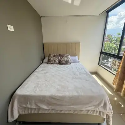 Amplio apartamento en la 70 Estadio Laureles para grupos familiares o amigos