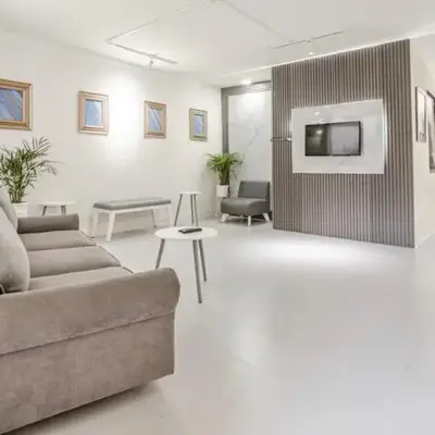 El Poblado 4 Bedroom 3 Bathroom private Terrace