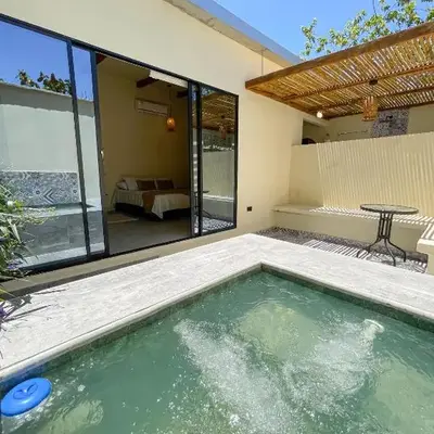 Cabaña Privada con Jacuzzi en la Hacienda Nápoles