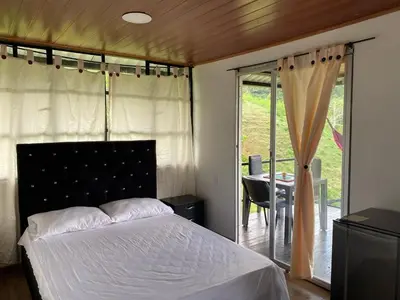 Gallery image of Cabaña en Norcasia con Jacuzzi sin calefacción, piscina agua de manantial y opción de atracciones extremas Paraíso Xtreme in Confines