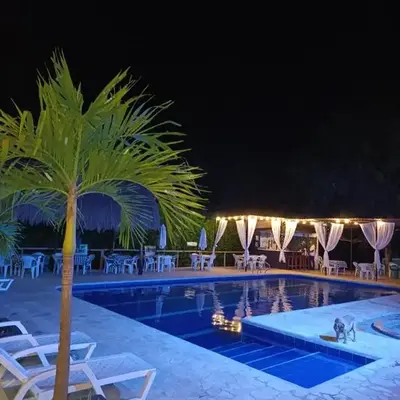 hosteria y camping piedras verdes