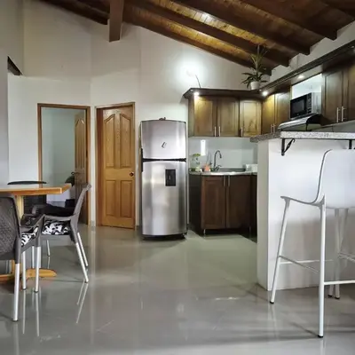 Apartamento central en Guatape - 2 habitaciones - 2 baños - Ideal familias