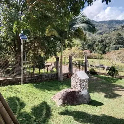 Refugio en el arroyo