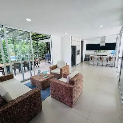 Finca de lujo con picsina en San Jerónimo Antioquia