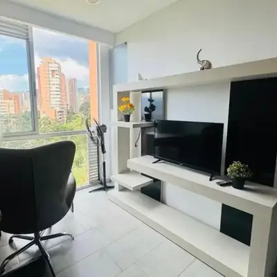 Apartaestudio de 2 habitaciones cerca a provenza y el tesoro