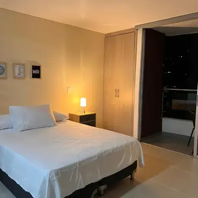 Apartasuite Sabaneta Vista a la ciudad parking