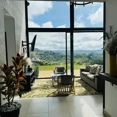 180 degree Mountain View with good size pool
