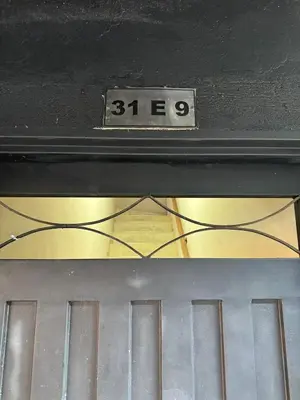 a thermometer on top of an oven door at The best of Envigado, close to everything in Envigado