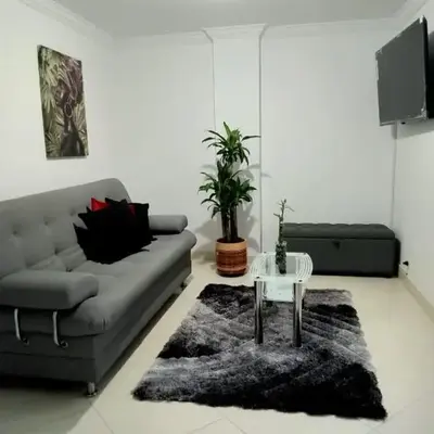 Apartamento renovado parque La Floresta