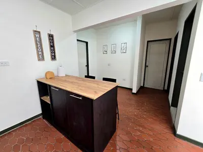a room with a wooden counter in a room at Rincon del Parque, Jerico - 2 Hab - 2 Cama Tarima - 1 Baño in Jericó