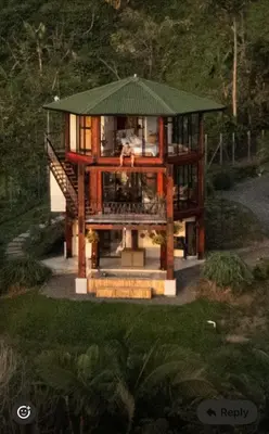 a house with a gazebo with a staircase at La mejor vista del eje cafetero en el Chalet La Gitana in Marsella