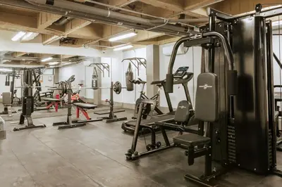 a gym with several treadmills and cardio machines at Edificio Boutique Alori 15-3 in Medellín